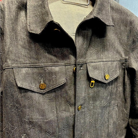 Louis Vuitton Men’s Monogram DNA Denim Jacket - Picture 3 of 7